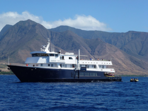 small ship cruise hawaii