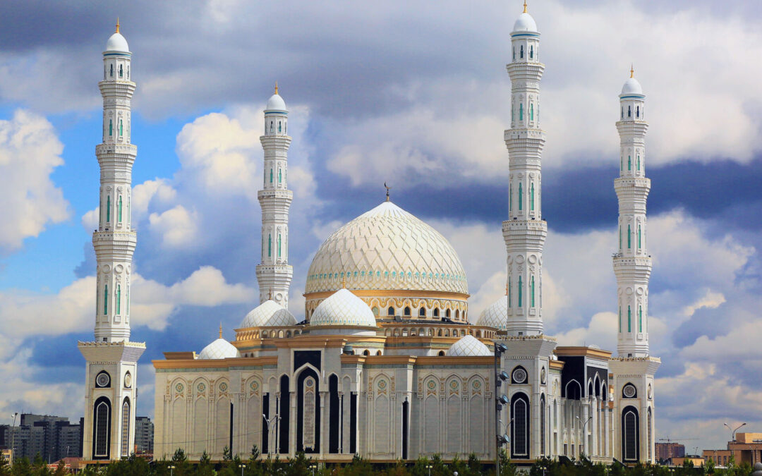 Cami, Minarets, Dome - The Silk Road